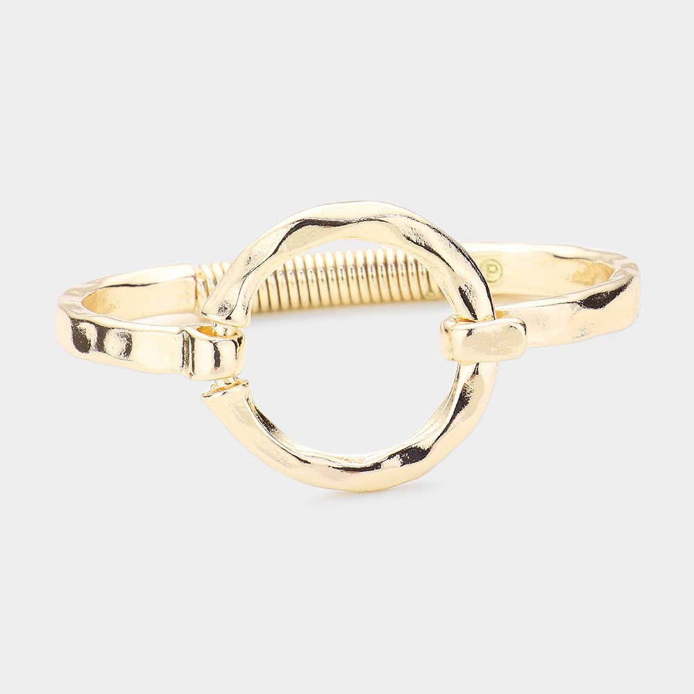 Hammered Open Metal Circle Hook Bracelet: WORN GOLD